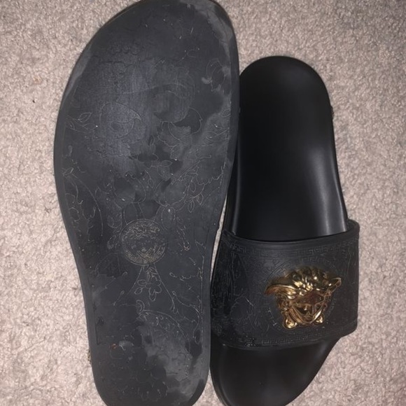 Womens Versace Slides - Picture 3 of 3